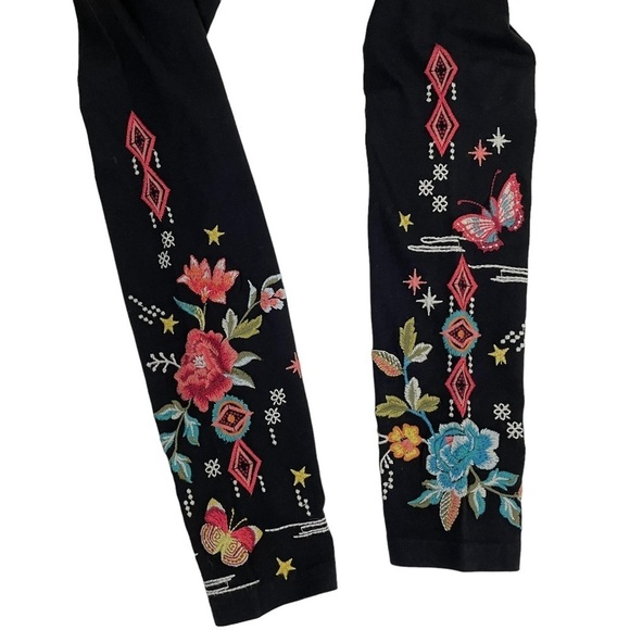NWT Johnny Was Cara Legging Black Floral Embroidery XXS - Picture 12 of 16